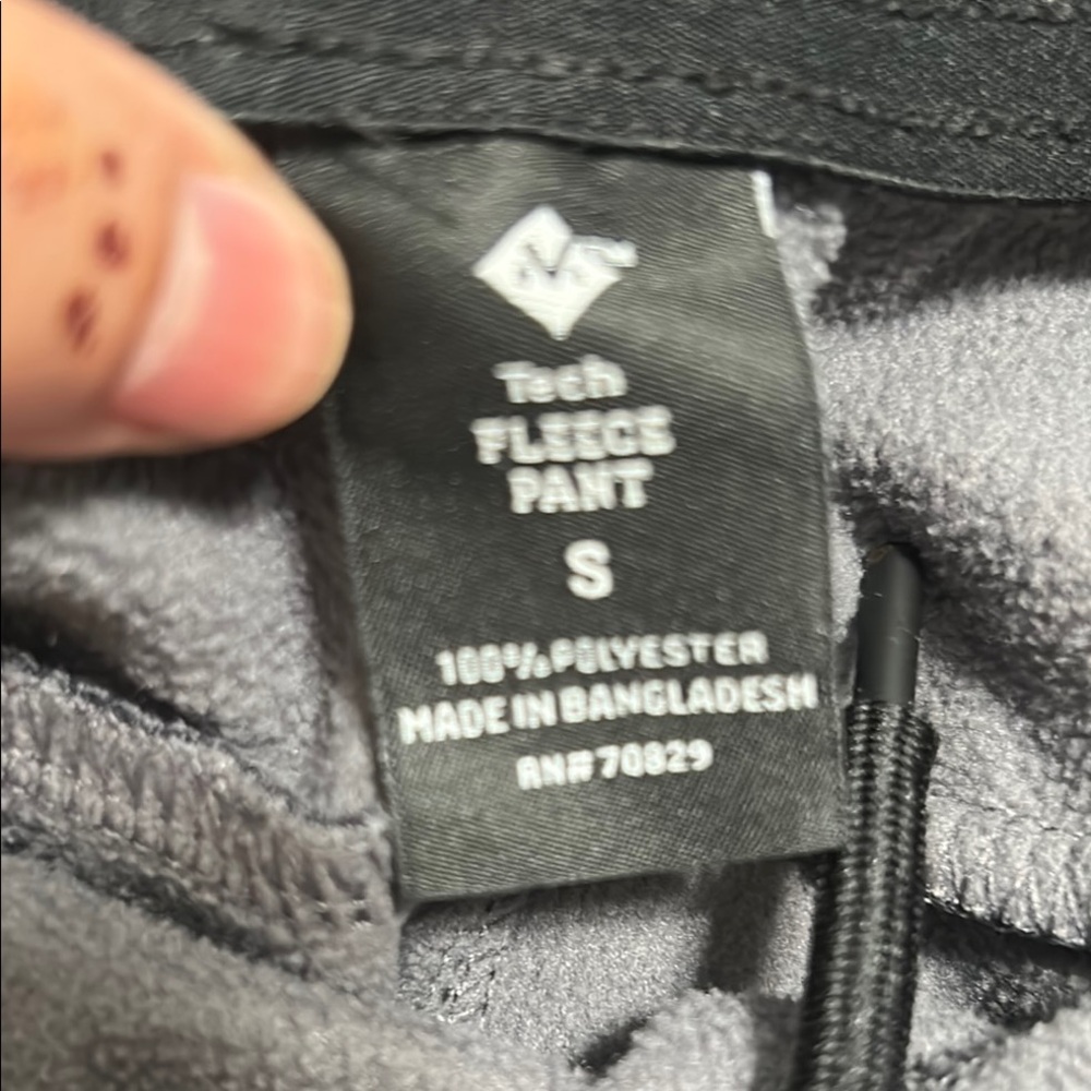 Men's Gray Pants - Picture 2 of 3